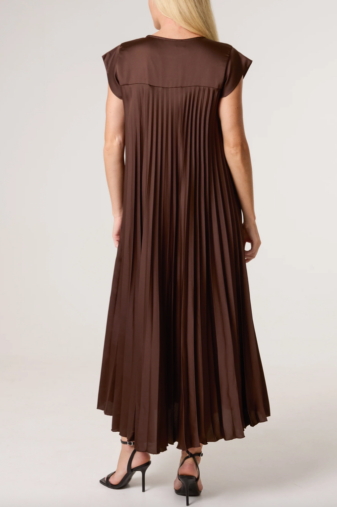 Pryia Pleated Dress Chocolate